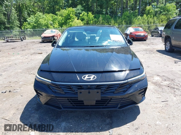 2024 Hyundai Elantra Limited with VIN KMHLP4DG1RU795908, listed as a IAAI auction lot 42191560 with 21,825 mi miles and . Bid and sale history available at DreamBid. Image 12.