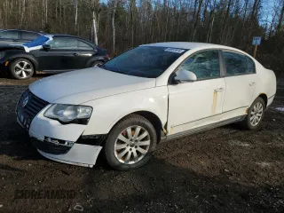 2010 Volkswagen Passat z VIN WVWAK9AN7AE112988, wystawiony jako Copart lot #80557614 z przebiegiem Nie podano mil oraz Szkoda całkowita • Salvage title. Historia ofert i sprzedaży dostępna na DreamBid. Obrazek 1.