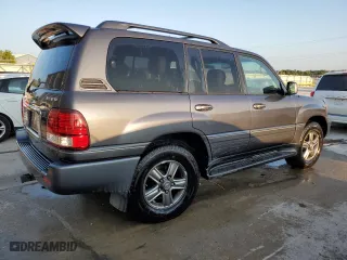 2007 Lexus LX 470 with VIN JTJHT00W274020703, listed as a Copart auction lot 70768994 with 235,374 mi miles and Salvage Title. Bid and sale history available at carsss.com. Image 3.