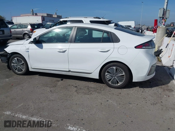 2020 Hyundai Ioniq SE with VIN KMHC65LD1LU188902, listed as a IAAI auction lot 41718418 with 37,738 mi miles and . Bid and sale history available at DreamBid. Image 14.