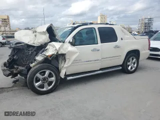 2013 Chevrolet Avalanche LTZ with VIN 3GNMCGE06DG321043, listed as a Copart auction lot 48144995 with 0 mi miles and Salvage Title. Bid and sale history available at carsss.com. Image 1.