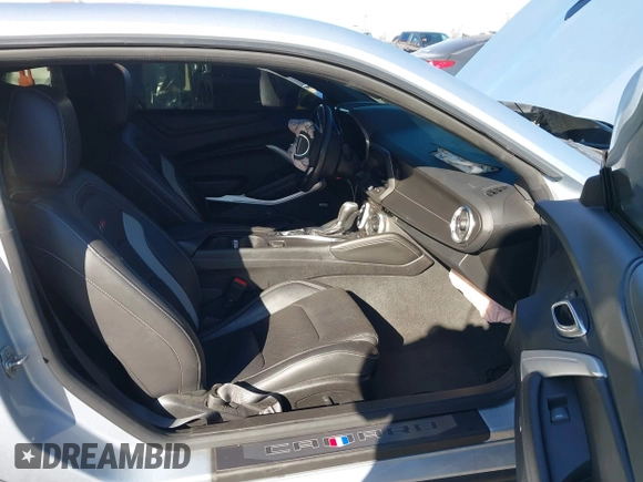 2018 Chevrolet Camaro 2SS with VIN 1G1FH1R79J0141183, listed as a IAAI auction lot 41646172 with 55,818 mi miles and . Bid and sale history available at DreamBid. Image 5.