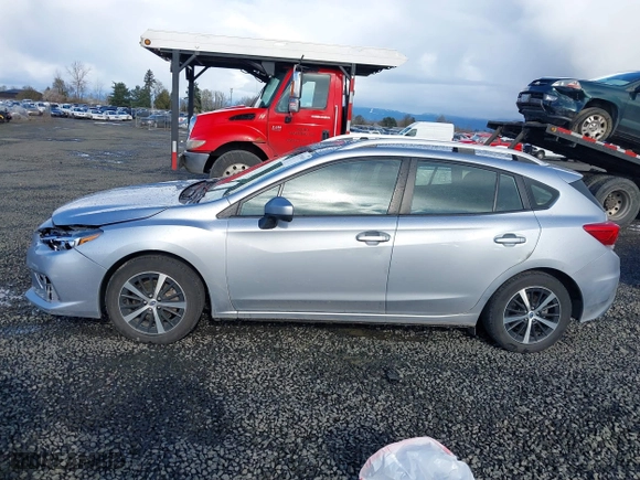 2022 Subaru Impreza Premium with VIN 4S3GTAV60N3723149, listed as a IAAI auction lot 41798169 with 32,446 mi miles. Bid and sale history available at carsss.com. Image 14.