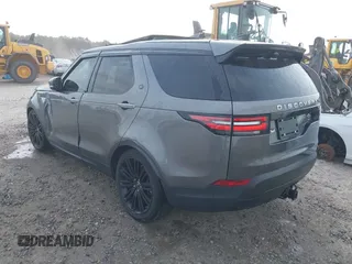 2018 Land Rover Discovery HSE Luxury z VIN SALRT2RV4JA053202, wystawiony jako IAAI lot #41371467 z przebiegiem Nie podano mil oraz . Historia ofert i sprzedaży dostępna na DreamBid. Obrazek 3.