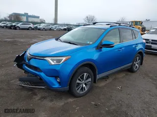 2017 Toyota RAV4 XLE with VIN JTMRFREV8HJ117393, listed as a IAAI auction lot 41676036 with 176,027 mi miles. Bid and sale history available at carsss.com. Image 18.