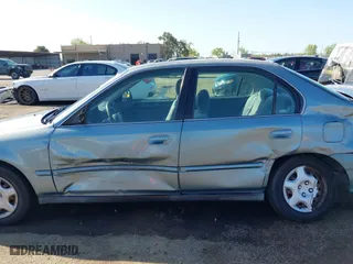 2000 Honda Civic EX with VIN 2HGEJ8643YH583698, listed as a IAAI auction lot 42000622 with 237,379 mi miles. Bid and sale history available at carsss.com. Image 6.