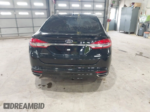 2018 Ford Fusion SE with VIN 3FA6P0T94JR182437, listed as a IAAI auction lot 41552138 with 110,068 mi miles and . Bid and sale history available at carsss.com. Image 16.