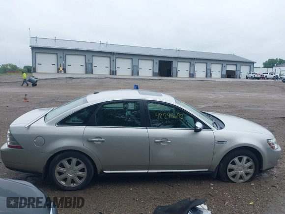 2008 Ford Taurus Limited z VIN 1FAHP25WX8G185318, wystawiony jako IAAI lot #42298692 z przebiegiem 129 103 mil mil oraz . Historia ofert i sprzedaży dostępna na DreamBid. Obrazek 13.