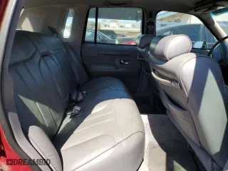 1994 Lincoln Town Car Signature with VIN 1LNLM82W8RY686803, listed as a Copart auction lot 57157604 with 150,898 mi miles and Salvage Title. Bid and sale history available at carsss.com. Image 10.