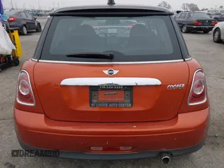 2011 MINI Hardtop with VIN WMWSU3C55BT097555, listed as a IAAI auction lot 42043733 with 185,071 mi miles and . Bid and sale history available at DreamBid. Image 13.