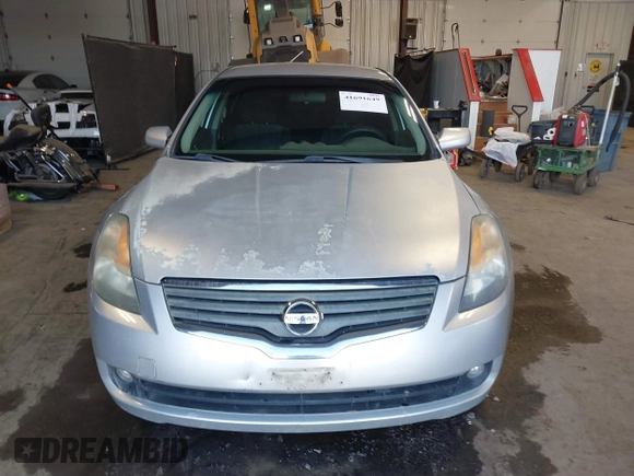 2008 Nissan Altima 2.5 with VIN 1N4AL21E88N538435, listed as a IAAI auction lot 41691649 with 230,967 mi miles. Bid and sale history available at carsss.com. Image 13.
