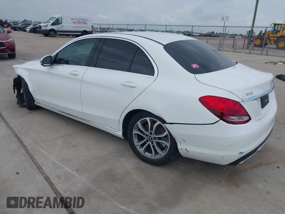 2018 Mercedes-Benz C 300 with VIN 55SWF4JB0JU252994, listed as a IAAI auction lot 42113897 with 72,533 mi miles and . Bid and sale history available at DreamBid. Image 3.