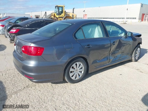 2014 Volkswagen Jetta Sedan S with VIN 3VW2K7AJ6EM408474, listed as a IAAI auction lot 40020302 with NaN miles. Bid and sale history available at carsss.com. Image 4.
