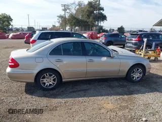 2005 Mercedes-Benz E-Class 3.2L with VIN WDBUF65J05A706096, listed as a IAAI auction lot 41482289 with 110,531 mi miles. Bid and sale history available at carsss.com. Image 13.