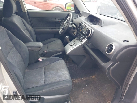 2012 Scion xB with VIN JTLZE4FE5CJ017513, listed as a IAAI auction lot 42088804 with 175,680 mi miles. Bid and sale history available at carsss.com. Image 5.