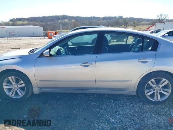 2012 Nissan Altima 3.5 SR with VIN 1N4BL2AP9CN566002, listed as a IAAI auction lot 41731360 with 84,265 mi miles. Bid and sale history available at carsss.com. Image 14.