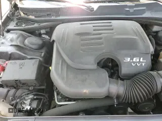 2020 Dodge Challenger GT z VIN 2C3CDZJG1LH211228, wystawiony jako Copart lot #67748145 z przebiegiem 43 290 mil mil oraz Szkoda całkowita • Salvage title. Historia ofert i sprzedaży dostępna na DreamBid. Obrazek 15.