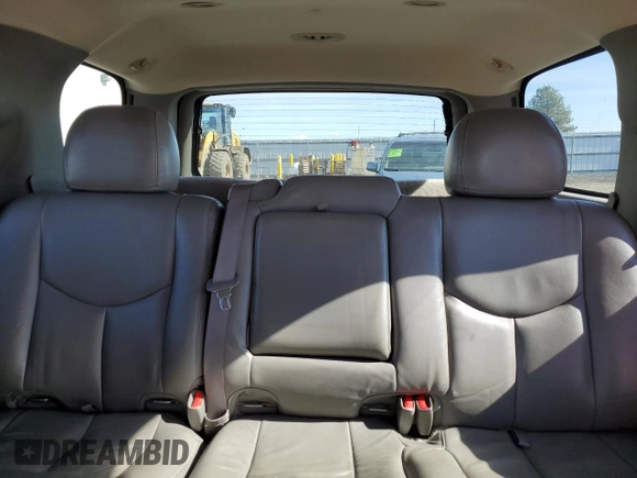 2005 Chevrolet Tahoe LS z VIN 1GNEK13T35R228791, wystawiony jako Copart lot #48409565 z przebiegiem 205 860 mil mil oraz Szkoda całkowita • Salvage title. Historia ofert i sprzedaży dostępna na DreamBid. Obrazek 10.