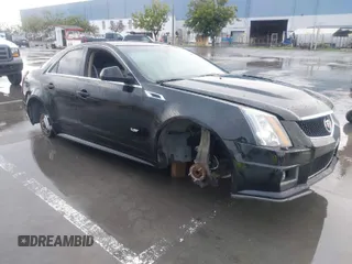 2013 Cadillac CTS-V z VIN 1G6DV5EP0D0102168, wystawiony jako IAAI lot #41791601 z przebiegiem Nie podano mil oraz . Historia ofert i sprzedaży dostępna na DreamBid. Obrazek 1.