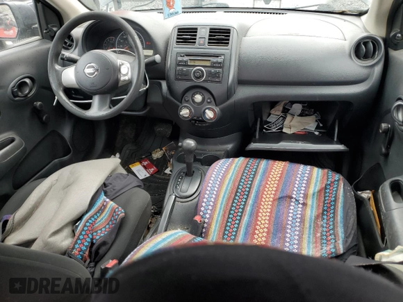 2014 Nissan Versa SV with VIN 3N1CN7AP0EL821695, listed as a Copart auction lot 52405675 with 138,814 mi miles and Clean Title. Bid and sale history available at DreamBid. Image 8.