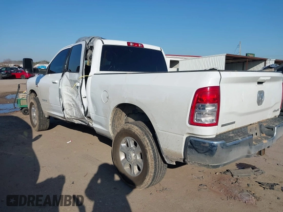 2021 Ram 2500 Big Horn with VIN 3C6UR5DLXMG676909, listed as a IAAI auction lot 41586919 with 80,716 mi miles. Bid and sale history available at carsss.com. Image 3.
