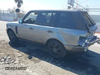 2007 Land Rover Range Rover HSE z VIN SALME15427A246341, wystawiony jako IAAI lot #42224372 z przebiegiem 209 471 mil mil oraz . Historia ofert i sprzedaży dostępna na DreamBid. Obrazek 3.