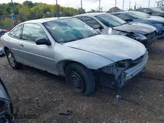 2004 Chevrolet Cavalier LS with VIN 1G1JF12F447337805, listed as a IAAI auction lot 40382154 with 1 mi miles. Bid and sale history available at carsss.com. Image 1.