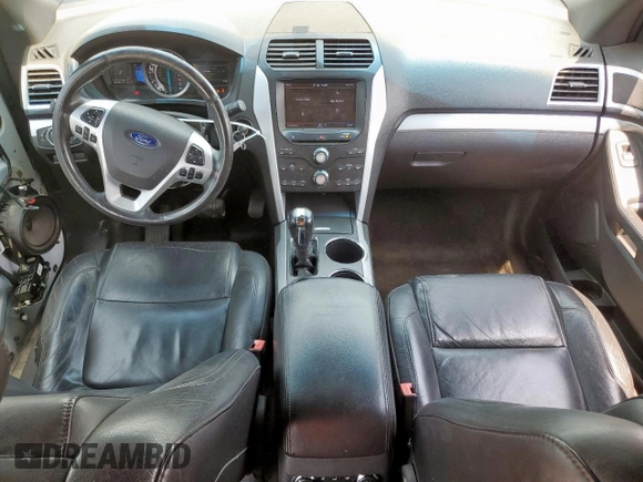 2013 Ford Explorer XLT z VIN 1FM5K7D84DGA30460, wystawiony jako Copart lot #57498645 z przebiegiem 190 790 mil mil oraz Szkoda całkowita • Salvage title. Historia ofert i sprzedaży dostępna na DreamBid. Obrazek 8.