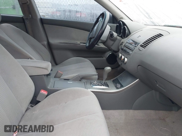 2006 Nissan Altima 2.5 with VIN 1N4AL11D86N397364, listed as a IAAI auction lot 41479049 with 125,887 mi miles. Bid and sale history available at carsss.com. Image 5.