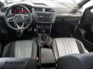 2022 Volkswagen Tiguan SE R-Line Black with VIN 3VV8B7AX6NM168877, listed as a Copart auction lot 47400525 with 21,601 mi miles and Salvage Title. Bid and sale history available at DreamBid. Image 8.