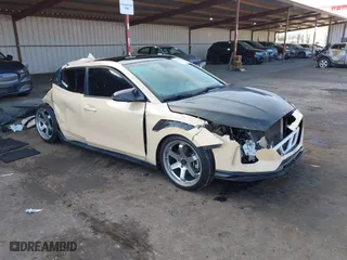 2019 Hyundai Veloster Turbo R-Spec with VIN KMHTH6ABXKU015198, listed as a IAAI auction lot 41013929 with 79,724 mi miles. Bid and sale history available at carsss.com. Image 1.