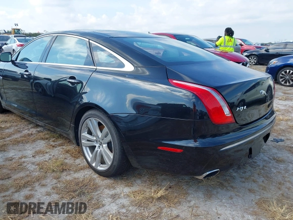 2012 Jaguar XJ XJL with VIN SAJWA2GB2CLV37760, listed as a IAAI auction lot 40541475 with Not provided miles and . Bid and sale history available at DreamBid. Image 3.