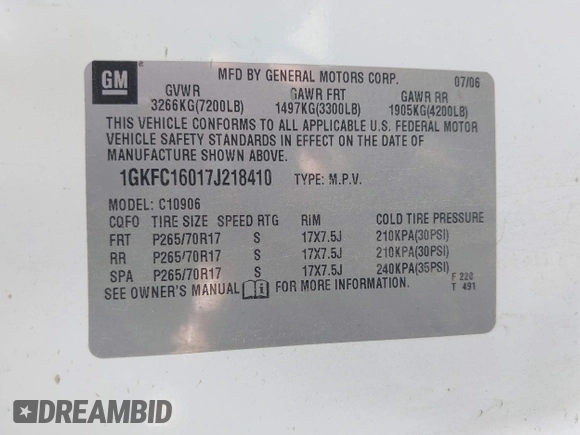 2007 GMC Yukon XL SLT with VIN 1GKFC16017J218410, listed as a IAAI auction lot 41981881 with 209,721 mi miles. Bid and sale history available at carsss.com. Image 9.