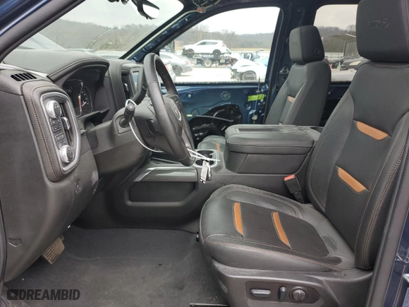 2022 GMC Sierra 2500HD AT4 with VIN 1GT49PEY6NF277397, listed as a Copart auction lot 43767195 with 34,304 mi miles and Salvage Title. Bid and sale history available at carsss.com. Image 7.