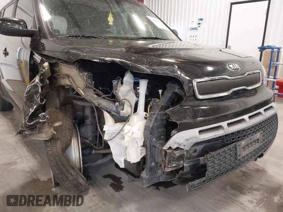 2016 Kia Soul with VIN KNDJN2A21G7395471, listed as a IAAI auction lot 41588730 with 89,522 mi miles and . Bid and sale history available at DreamBid. Image 6.