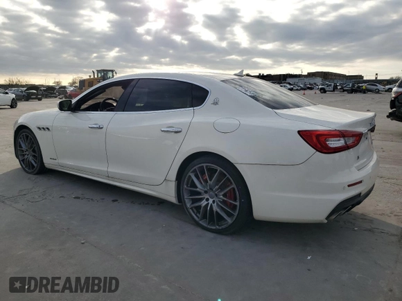 2017 Maserati Quattroporte z VIN ZAM56RPS2H1235503, wystawiony jako Copart lot #87268444 z przebiegiem 62 282 mil mil oraz Czysty tytuł • Clean title. Historia ofert i sprzedaży dostępna na DreamBid. Obrazek 2.