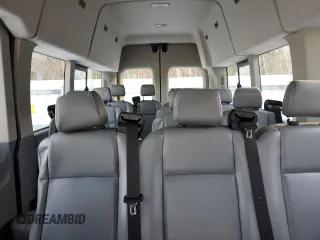 2018 Ford Transit Passenger XL with VIN 1FBVU4XM2JKA03650, listed as a Copart auction lot 46547195 with 108,821 mi miles and Salvage Title. Bid and sale history available at DreamBid. Image 10.