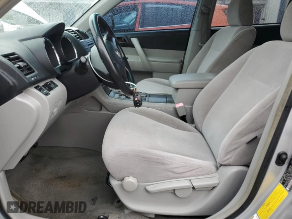 2009 Toyota Highlander z VIN JTEES41A092109943, wystawiony jako Copart lot #55922665 z przebiegiem 201 903 mil mil oraz Szkoda całkowita • Salvage title. Historia ofert i sprzedaży dostępna na DreamBid. Obrazek 7.