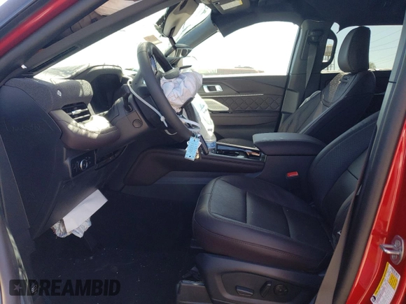 2025 Ford Explorer Platinum with VIN 1FMWK8HC6SGA30403, listed as a Copart auction lot 69964764 with 1,670 mi miles and Salvage title. Bid and sale history available at DreamBid. Image 7.