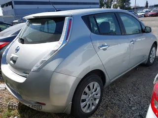 2017 Nissan LEAF SV with VIN 1N4BZ0CP4HC303676, listed as a IAAI auction lot 42233850 with 83,910 mi miles and . Bid and sale history available at DreamBid. Image 4.
