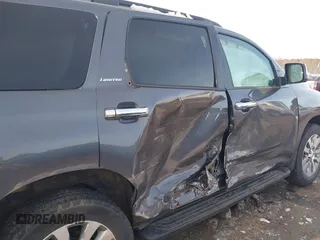2016 Toyota Sequoia Limited with VIN 5TDJY5G1XGS127354, listed as a IAAI auction lot 41291303 with 106,327 mi miles. Bid and sale history available at carsss.com. Image 6.