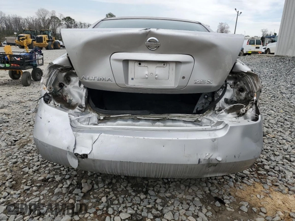 2002 Nissan Altima S with VIN 1N4AL11D72C700947, listed as a Copart auction lot 47312035 with 157,484 mi miles and Salvage Title. Bid and sale history available at carsss.com. Image 6.