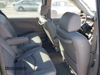 2002 Mazda MPV LX with VIN JM3LW28J620318798, listed as a IAAI auction lot 40579571 with 120,641 mi miles and . Bid and sale history available at DreamBid. Image 8.