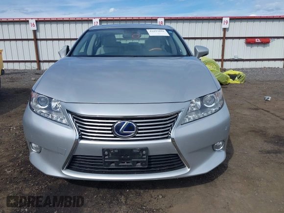 2013 Lexus ES 300h with VIN JTHBW1GG5D2012539, listed as a IAAI auction lot 41893892 with 47,999 mi miles and . Bid and sale history available at DreamBid. Image 12.