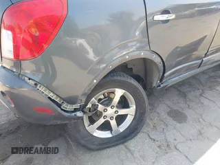 2013 Chevrolet Captiva Sport LT z VIN 3GNAL3EK4DS581063, wystawiony jako IAAI lot #42111098 z przebiegiem 178 301 mil mil oraz . Historia ofert i sprzedaży dostępna na DreamBid. Obrazek 6.