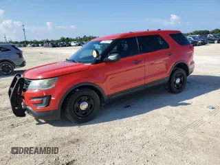 2016 Ford Utility Police Interceptor with VIN 1FM5K8AR9GGB55543, listed as a Copart auction lot 72181274 with 67,539 mi miles and Salvage Title. Bid and sale history available at carsss.com. Image 1.