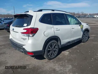 2020 Subaru Forester Limited with VIN JF2SKAUC8LH410579, listed as a IAAI auction lot 41644482 with 68,153 mi miles. Bid and sale history available at carsss.com. Image 4.