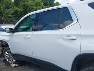 2020 Chevrolet Traverse LS with VIN 1GNEVLKW1LJ178323, listed as a IAAI auction lot 39796278 with 79,920 mi miles. Bid and sale history available at carsss.com. Image 13.