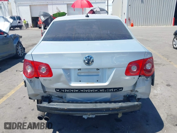 2007 Volkswagen Jetta 2.5 with VIN 3VWRF71K27M000620, listed as a IAAI auction lot 42458102 with 147,996 mi miles and . Bid and sale history available at DreamBid. Image 17.
