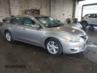 2013 Nissan Altima SV with VIN 1N4AL3AP7DC195534, listed as a IAAI auction lot 42493329 with 197,570 mi miles and . Bid and sale history available at DreamBid. Image 1.